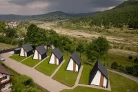 Reconnect Glamping Stulpicani - Homestays