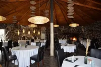 Inverdoorn Game Reserve Lodge - breakfast