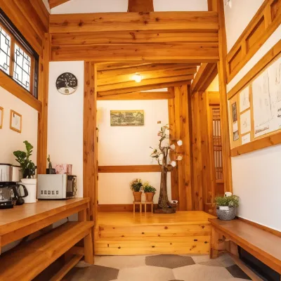 Iga Hanok-Awarded Architectural Culture Award Отели рядом с достопримечательностью «Музей королевских портретов»