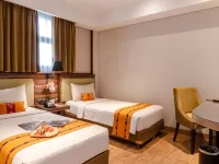 SOTIS Hotel Falatehan, Blok M, Jakarta Hotels near Senayan