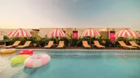 Privada Stays - Adults-Only & Private Pools Boutique Hotel - Beach