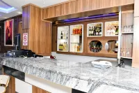 凱紐羅酒店及套房 - 酒吧
