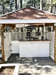 Family-Friendly, Spacious Winnipesaukee Retreat with Stunning Views - 精品
