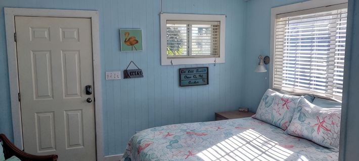 Charming pet friendly cottage in downtown Port St Joe Hotels in Port St. Joe