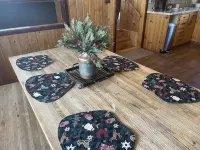 Cozy cabin w/hot tub--- 30 miles from Yellowstone! - Chalets