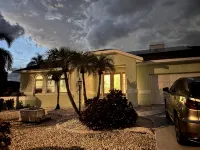 Palm Tree III Pool Home Waterfront - 4-Star