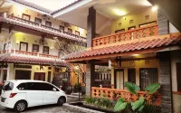 Arondari Hotel - Pysäköinti