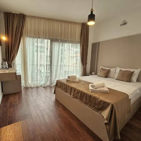 Lolo Luxury rooms & suites