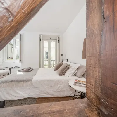 Bairro House Lisbon Charming Suites Отели рядом с достопримечательностью «Смотровая площадка Санта-Катарина»