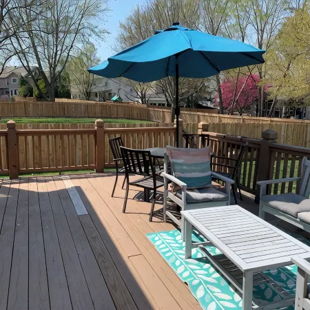 Peaceful 3-bedroom accessible ranch home with AC, WiFi in Eastside Olathe.
