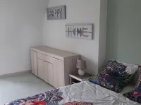 House 400m from the sea and beaches and the GR 34 Hotels in Penmarch