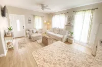 Fortunata Winery Villa #1  Cozy & Charming Getaway - Villas