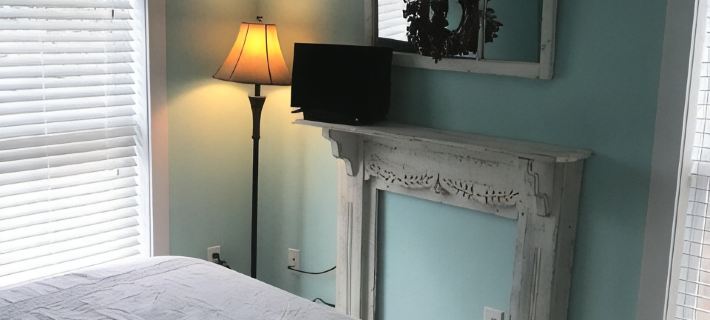 American Four-Square completely renovated, easy walk to the beach! Hotels in Northampton County