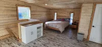 Tree House 1-bedroom cabin in Peyton with WiFi access - Chalets