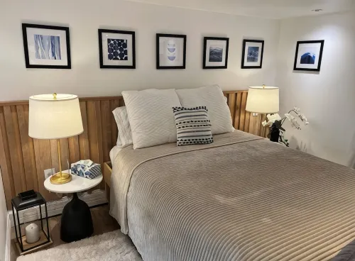 Southern New England Luxury with private patio, fireplace, spa like bathroom!