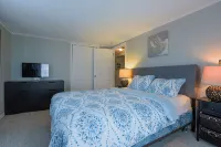 Cozy Costal Retreat in the heart of Groton's charming beach community,