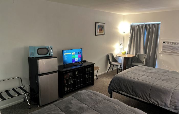 Cozy studio with Smart TV and WiFi in Fillmore.