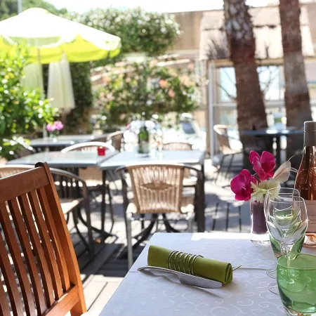 Hotel & Spa Gil de France Cap d'Agde Отели в г. Агд