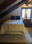 Amazing Lake & Mountain views Gunstock Ski Chalet.