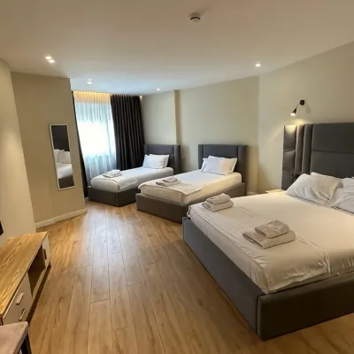 Granda酒店 鄰近阿爾巴尼亞國家歷史博物館的酒店