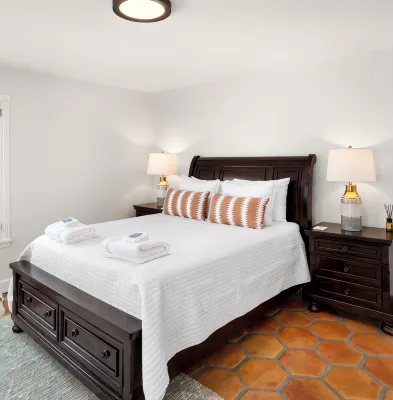 🎖 The Sun City Suite I  Rim-University + Downtown 🎖 - 4-Star