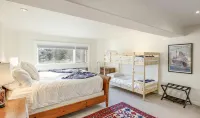 Stunning Home with Flatirons Views, 10-Min to Downtown & CU Campus! - balkon