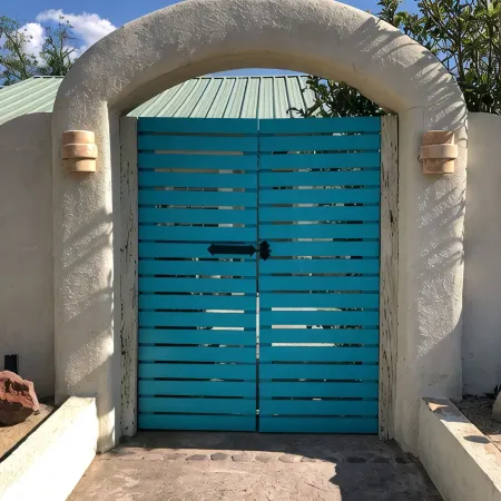 Blue Agave Bungalow - Your Perfect Spot To Escape The Hustle And Bustle!