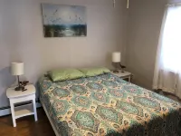 Brigantine Top Location! Walk to Beach, Eateries. 12 Noon Checkout. Dogs OK - 2 stjerner