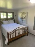 Cozy 2 Bedroom House Overlooking Little Sturgeon Bay - Wi-Fi