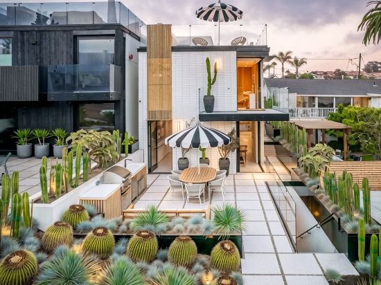Süd Luxury Moonlight Beach Home