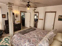 Unwind at the Lotus house Opal suite. - Wifi