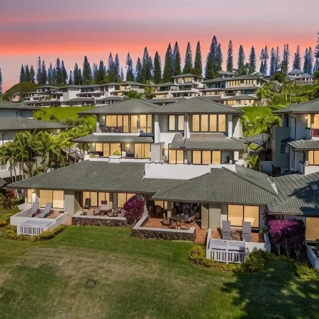 Designer Kapalua Golf Villa, Ocean & Golf Views, Walk to Kapalua Bay, 3Br/4BA