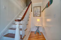 2 Blocks to Beach, Dog Friendly, Fenced Yard, Firepit, Fireplace,Renovated - 무료 와이파이