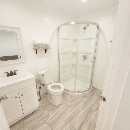 Cozy guest house close to Warner Brothers, Universal Studios, Burbank Airport