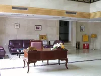 Western Dynasty Hotel - 2 Yıldız