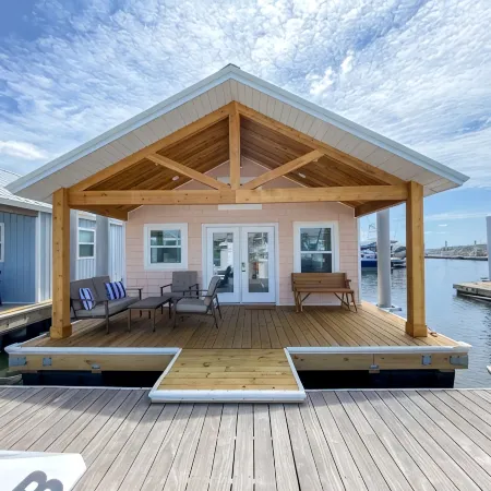 Seaclusion - Zen! Refreshing! Spotless! Calm! Well-Appointed! Dock Your Boat!