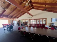 Hepburn Springs Motor Inn - parking