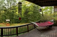 Twin Mountain River House – Serene White Mountains Hideaway by the River! - Wi-Fi