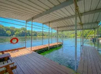 As close to the water as you can get! Updated and relaxing! - 4-Star