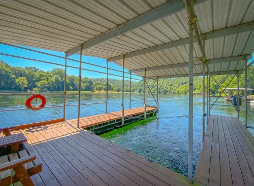 As close to the water as you can get! Updated and relaxing! - 4-Star