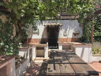 Villa Lucia with infinity pool and garden in an oasis of peace (Wi-Fi) - 3-Star