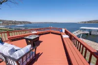 Large Waterfront w/Stellar Views of Grand Lake! Pvt Dock! 6Bed/4Bath, Sleeps 18! - 4-Star