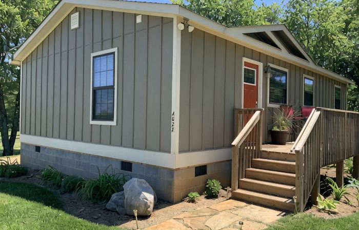 Adorable Cozy House Near Tryon Equestrian Center
