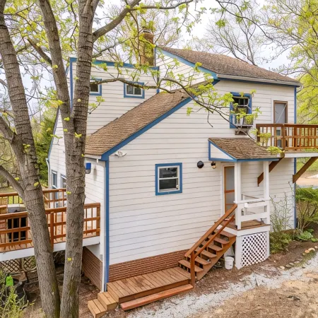 Happy Farm with Views & Hot Tub!