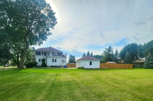 The Odd Dog Retreat w/HotTub, Kayaks, Bikes, Games - Wifi