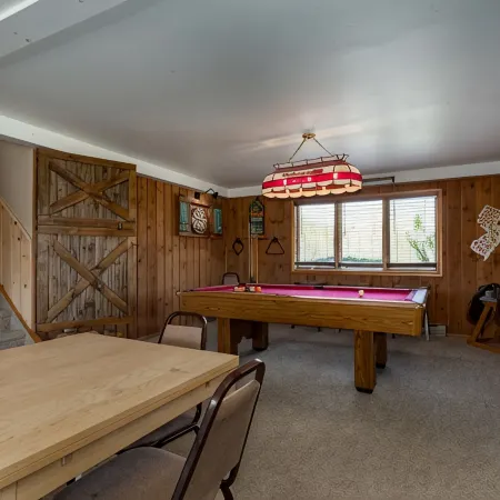 Dancing Horse Farm in Windham: Spectacular 9 Bedroom Home, 30 Acres,  Ski Lodge