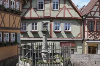 Glocke Weingut Und Hotel - Homestays