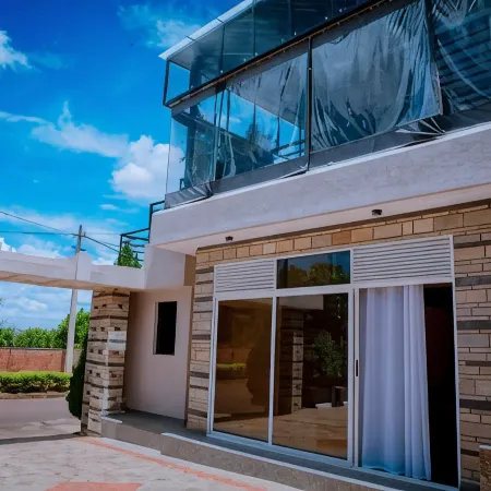 Royal Crown Hotel