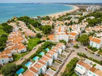 Sunny 5BR Villa   Prainha Club - Bungalows