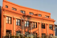 Bondi 38 Serviced Apartments - parking